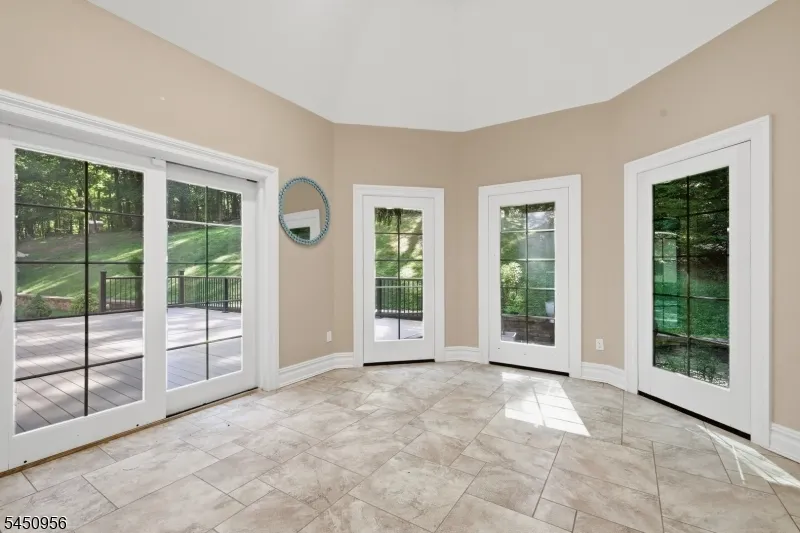 183 Church Road Holland, NJ 08848