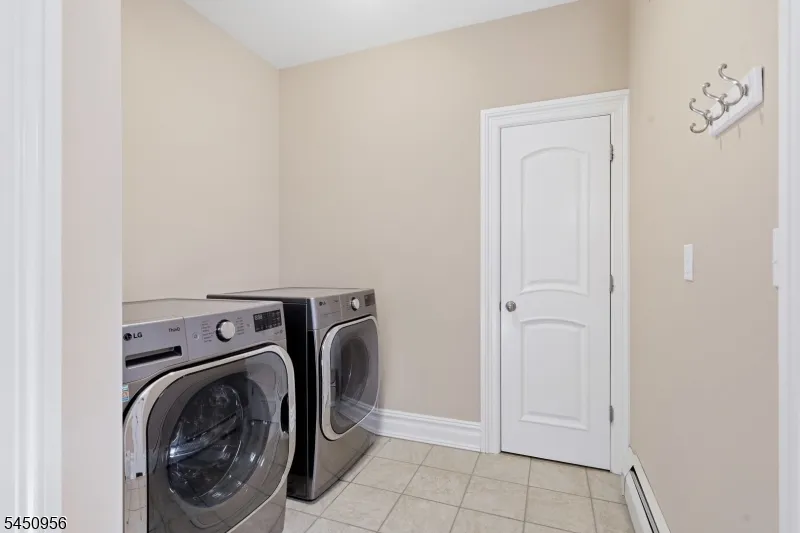 183 Church Road Holland, NJ 08848