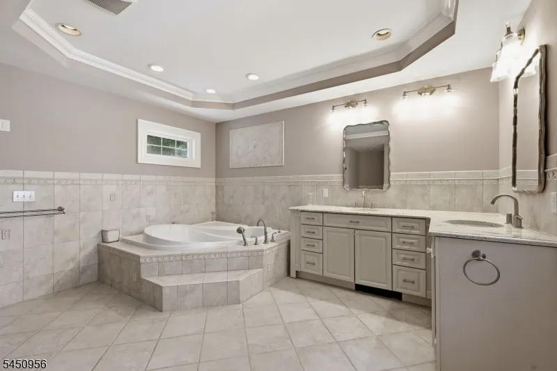 183 Church Road Holland, NJ 08848