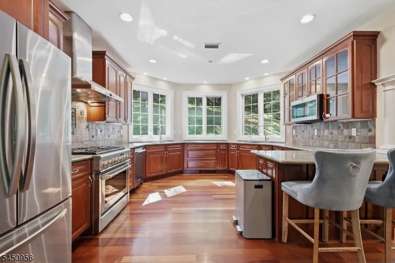 183 Church Road Holland, NJ 08848