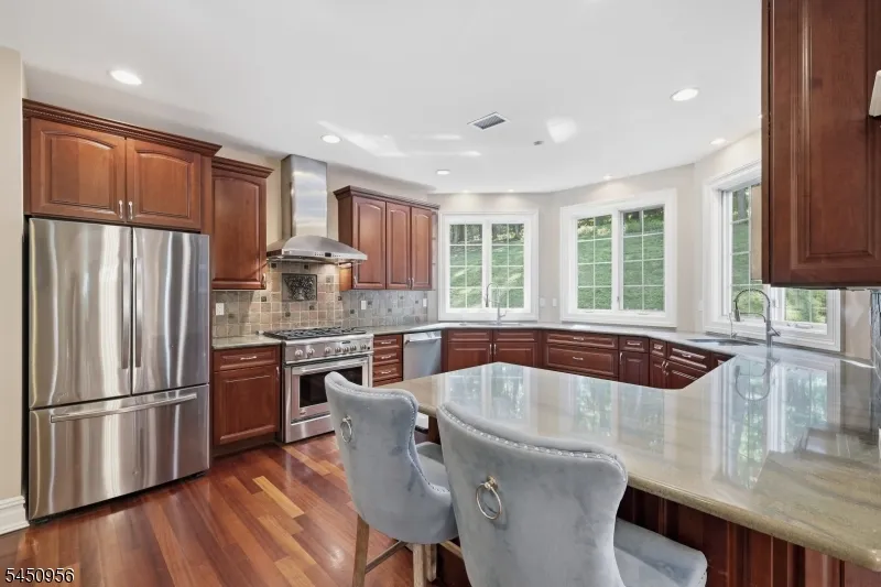 183 Church Road Holland, NJ 08848