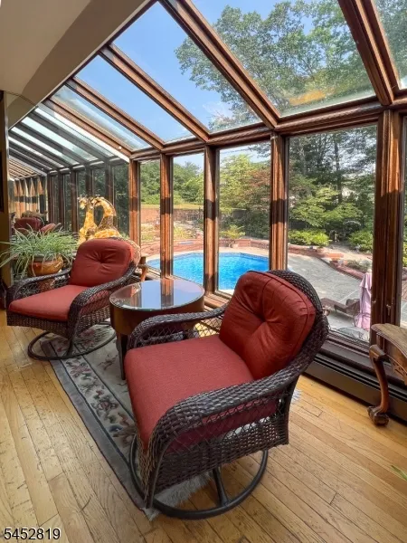 203 Harwood Pl Paramus, NJ 07652