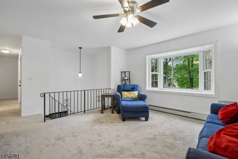 89 Tomahawk Trl Sparta, NJ 07871