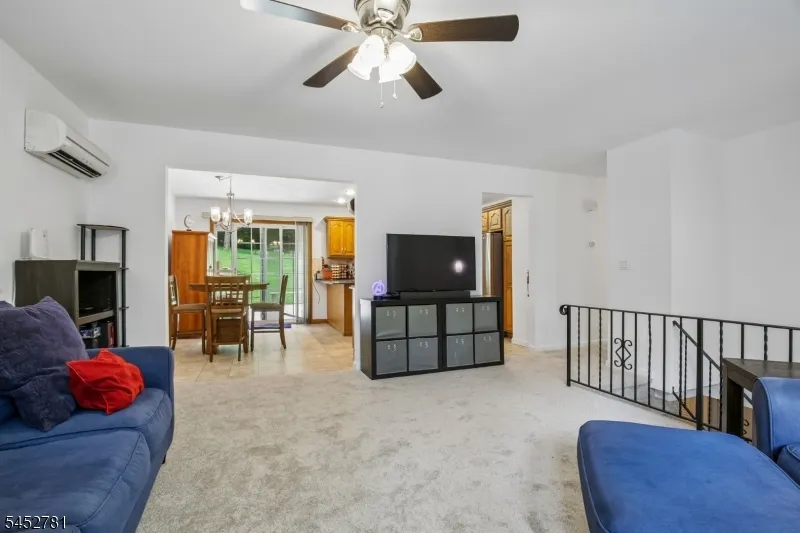 89 Tomahawk Trl Sparta, NJ 07871