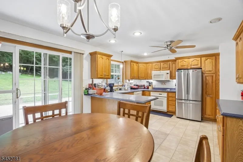 89 Tomahawk Trl Sparta, NJ 07871