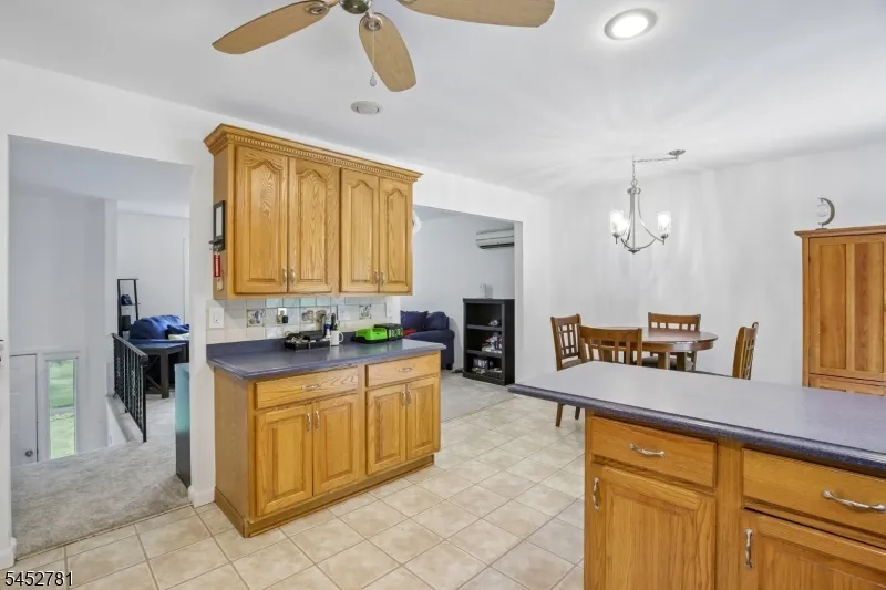 89 Tomahawk Trl Sparta, NJ 07871