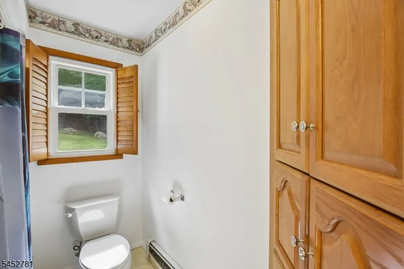 89 Tomahawk Trl Sparta, NJ 07871