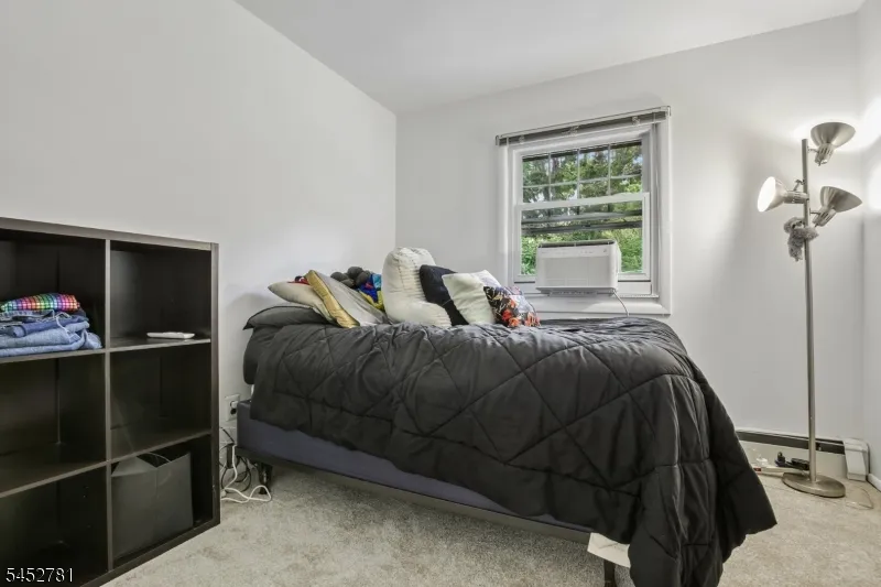 89 Tomahawk Trl Sparta, NJ 07871