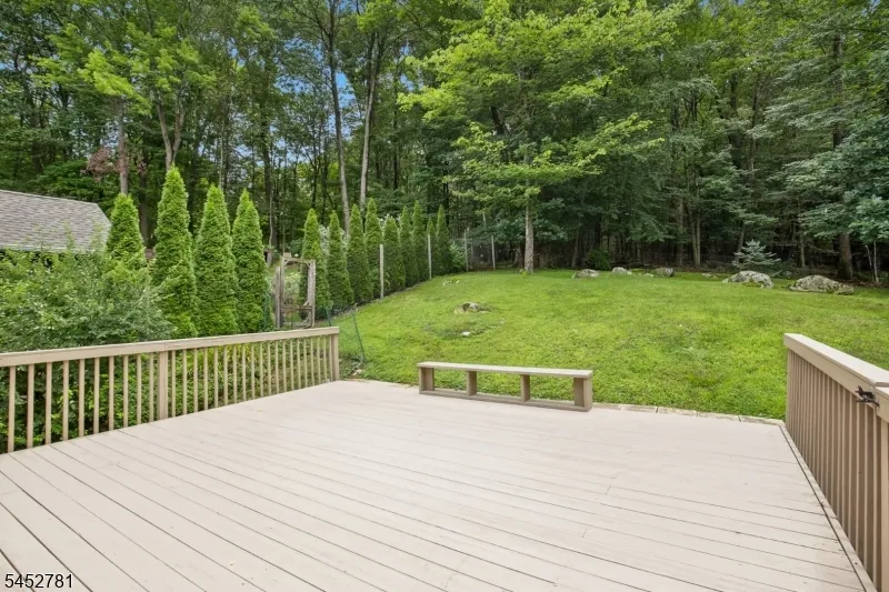 89 Tomahawk Trl Sparta, NJ 07871
