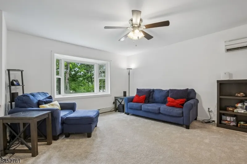 89 Tomahawk Trl Sparta, NJ 07871