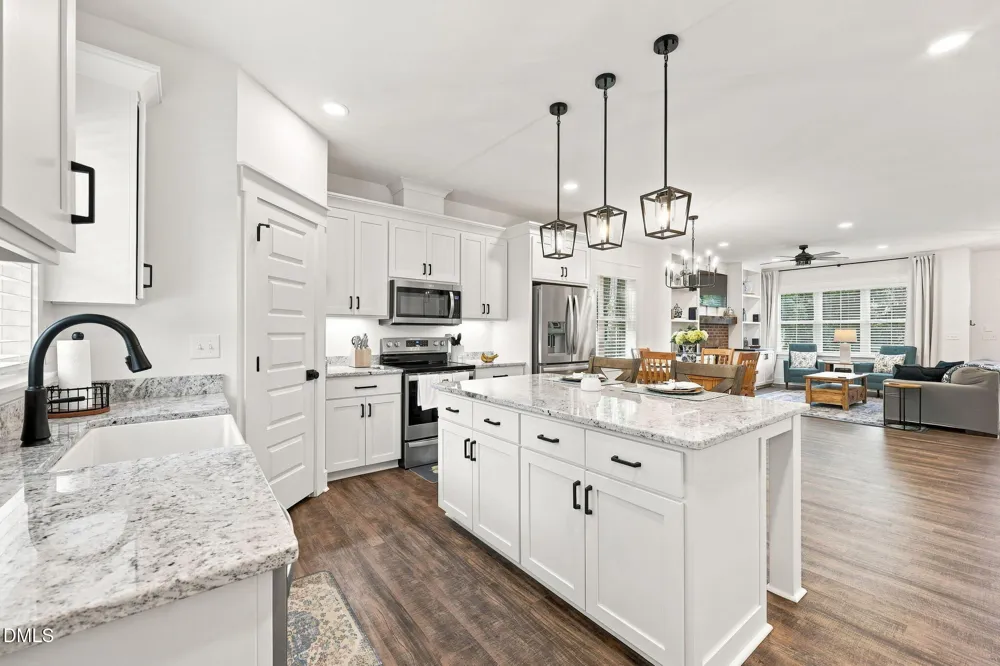 552 Orange Street Coats, NC 27521