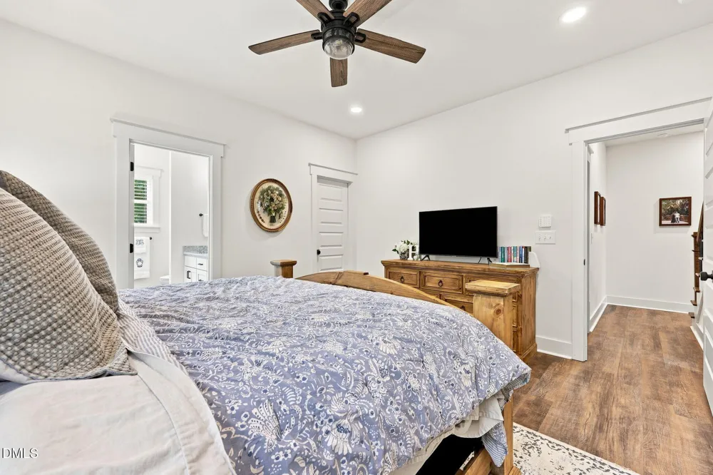 552 Orange Street Coats, NC 27521