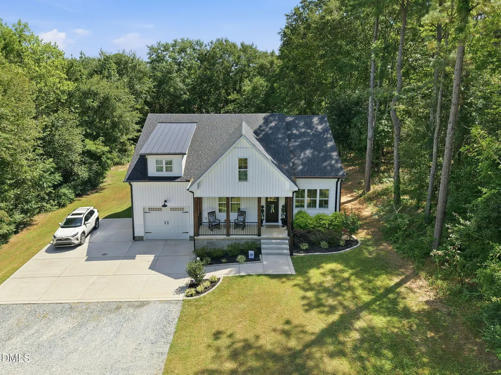 552 Orange Street Coats, NC 27521