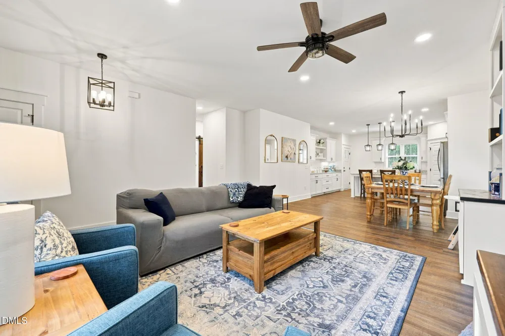 552 Orange Street Coats, NC 27521