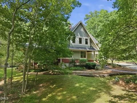 2219 Ridgewood Road
