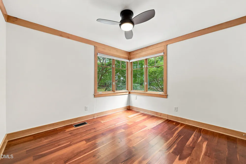 2219 Ridgewood Road Chapel Hill, NC 27516