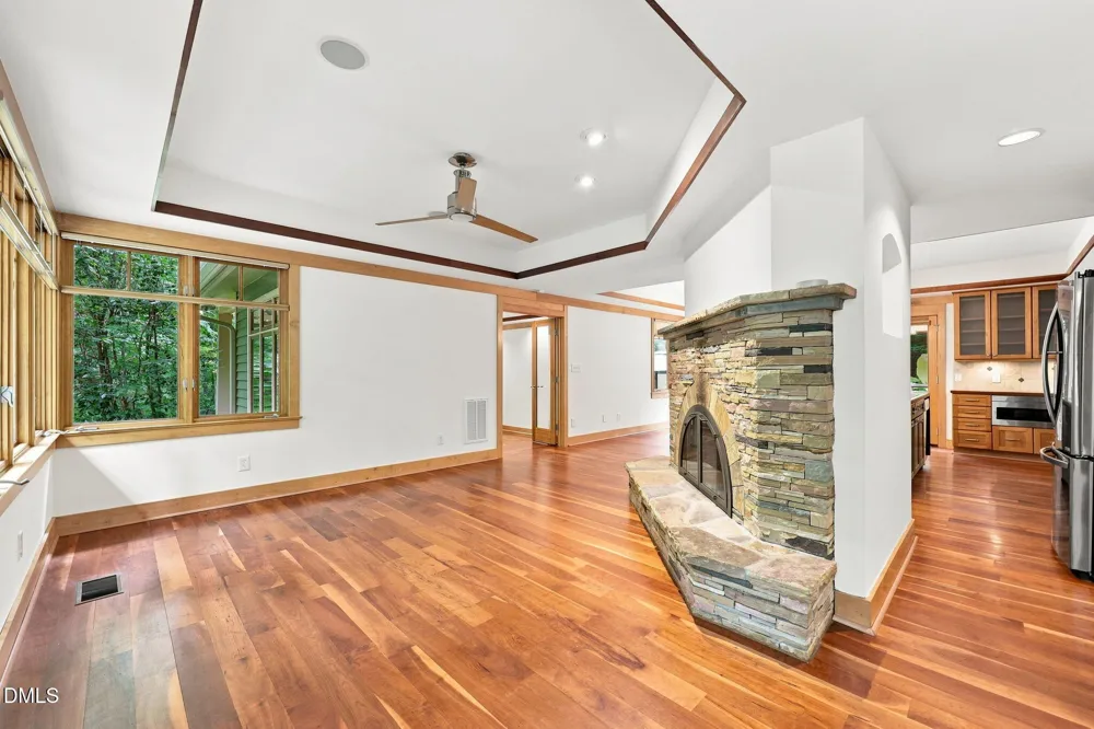 2219 Ridgewood Road Chapel Hill, NC 27516
