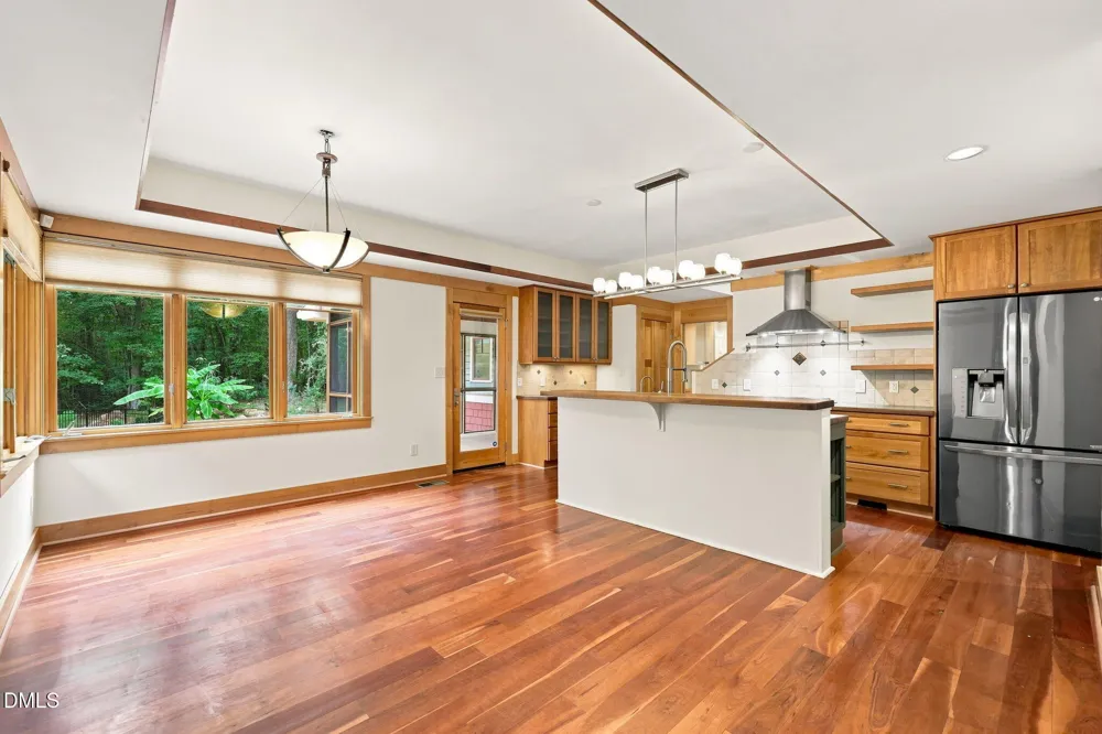 2219 Ridgewood Road Chapel Hill, NC 27516