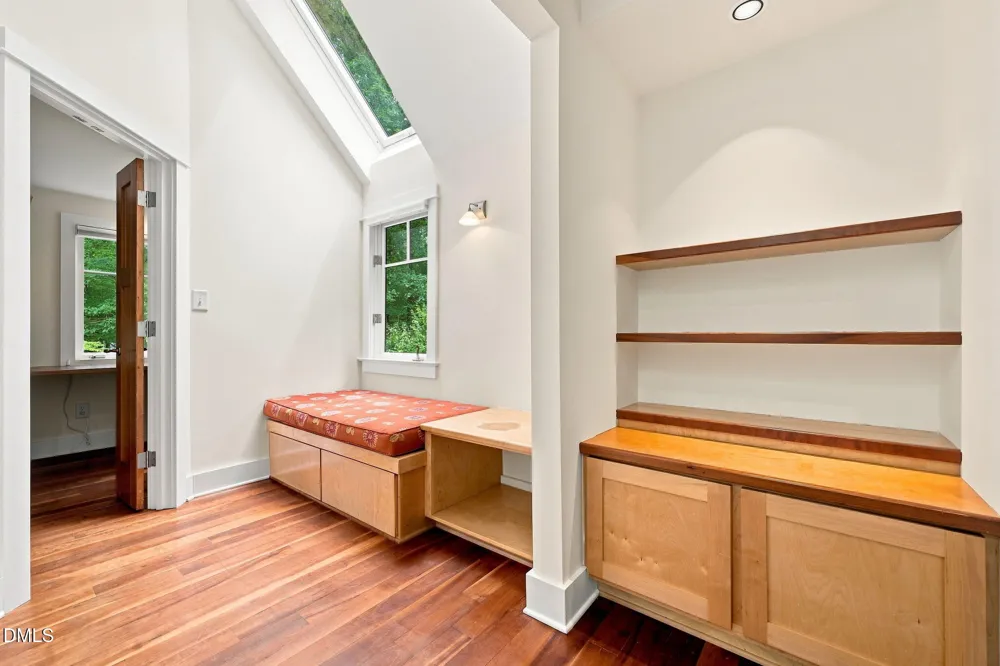 2219 Ridgewood Road Chapel Hill, NC 27516