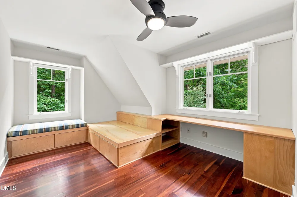2219 Ridgewood Road Chapel Hill, NC 27516