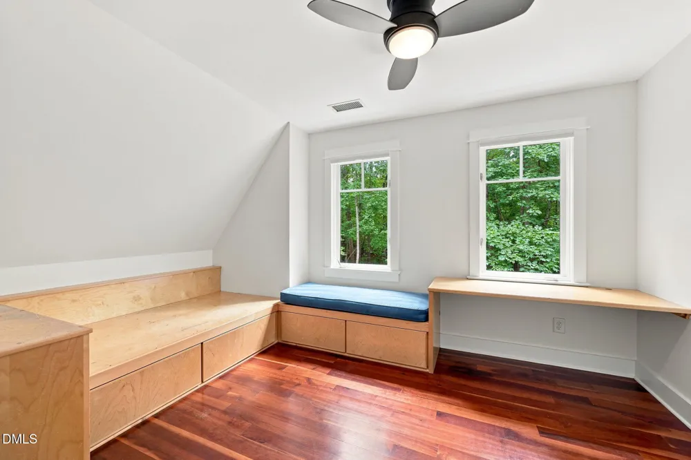 2219 Ridgewood Road Chapel Hill, NC 27516