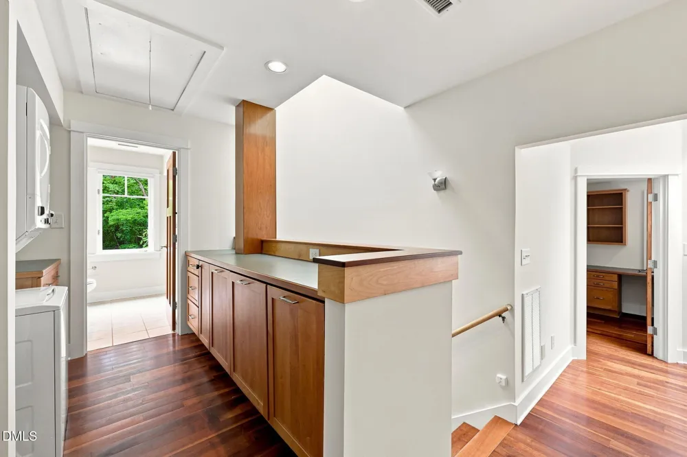 2219 Ridgewood Road Chapel Hill, NC 27516