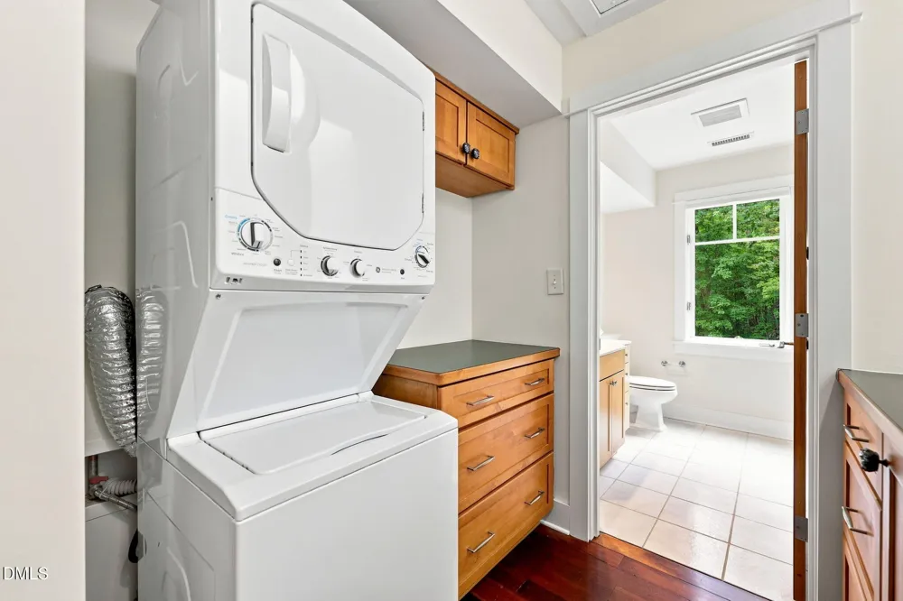 2219 Ridgewood Road Chapel Hill, NC 27516