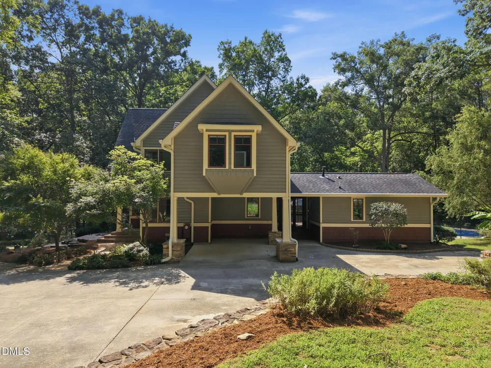 2219 Ridgewood Road Chapel Hill, NC 27516