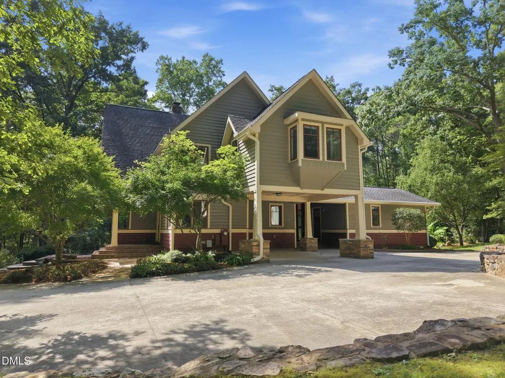 2219 Ridgewood Road Chapel Hill, NC 27516