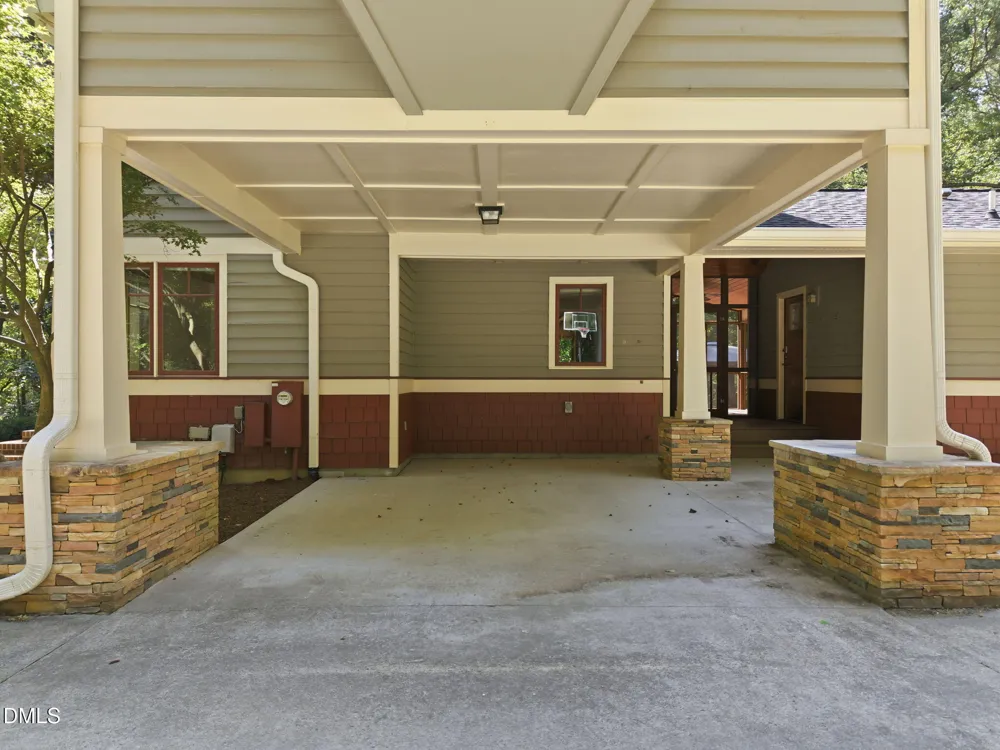 2219 Ridgewood Road Chapel Hill, NC 27516