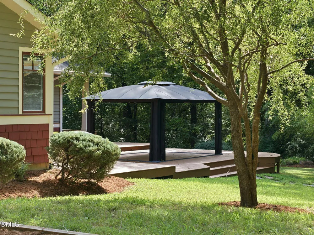 2219 Ridgewood Road Chapel Hill, NC 27516