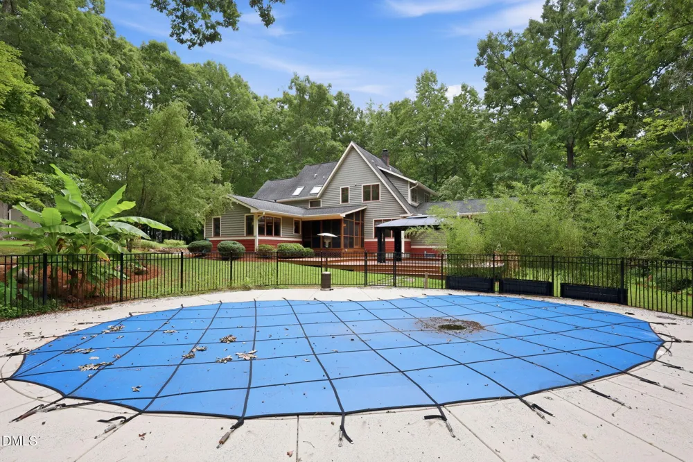 2219 Ridgewood Road Chapel Hill, NC 27516