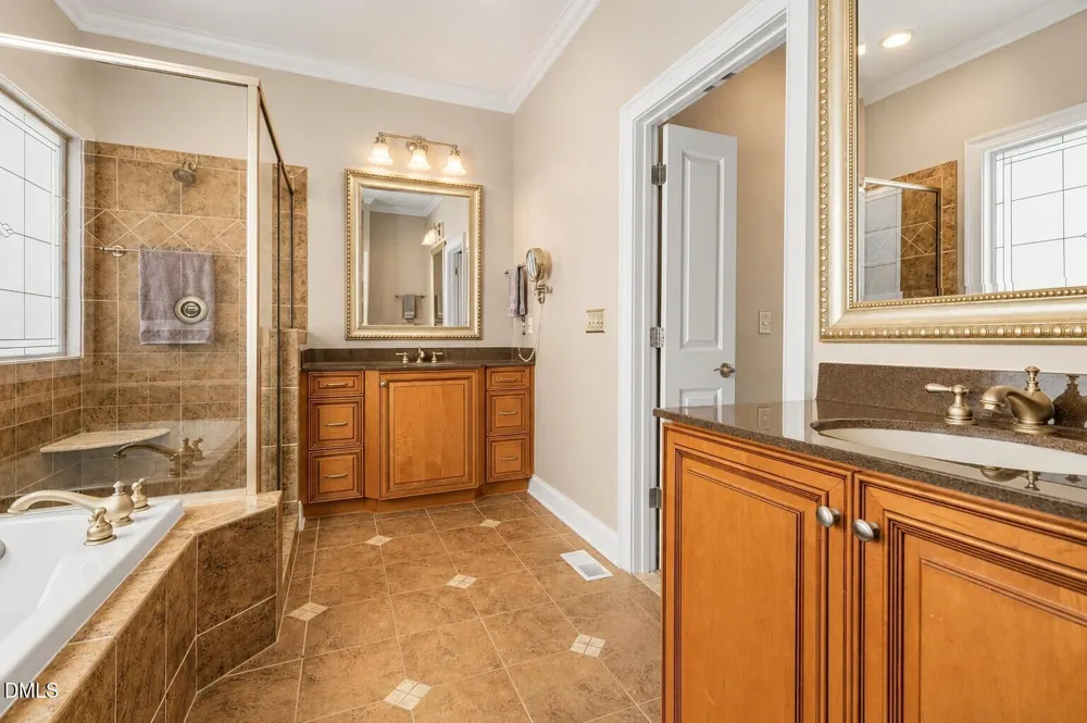 187 Broad Leaf Court Chapel Hill, NC 27517