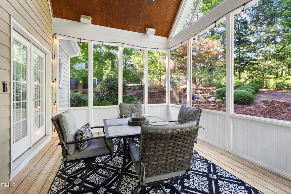 187 Broad Leaf Court Chapel Hill, NC 27517