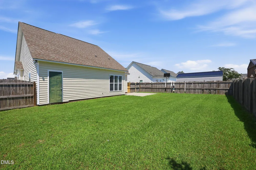 3721 Tifgreen Drive Greenville, NC 27834