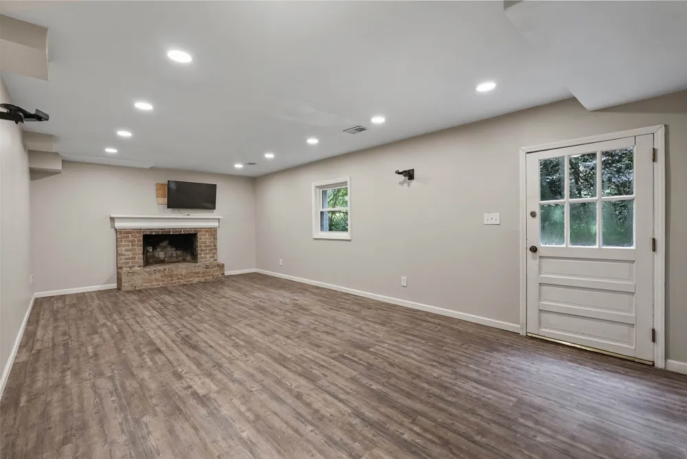 4025 Balsam Drive Raleigh, NC 27612