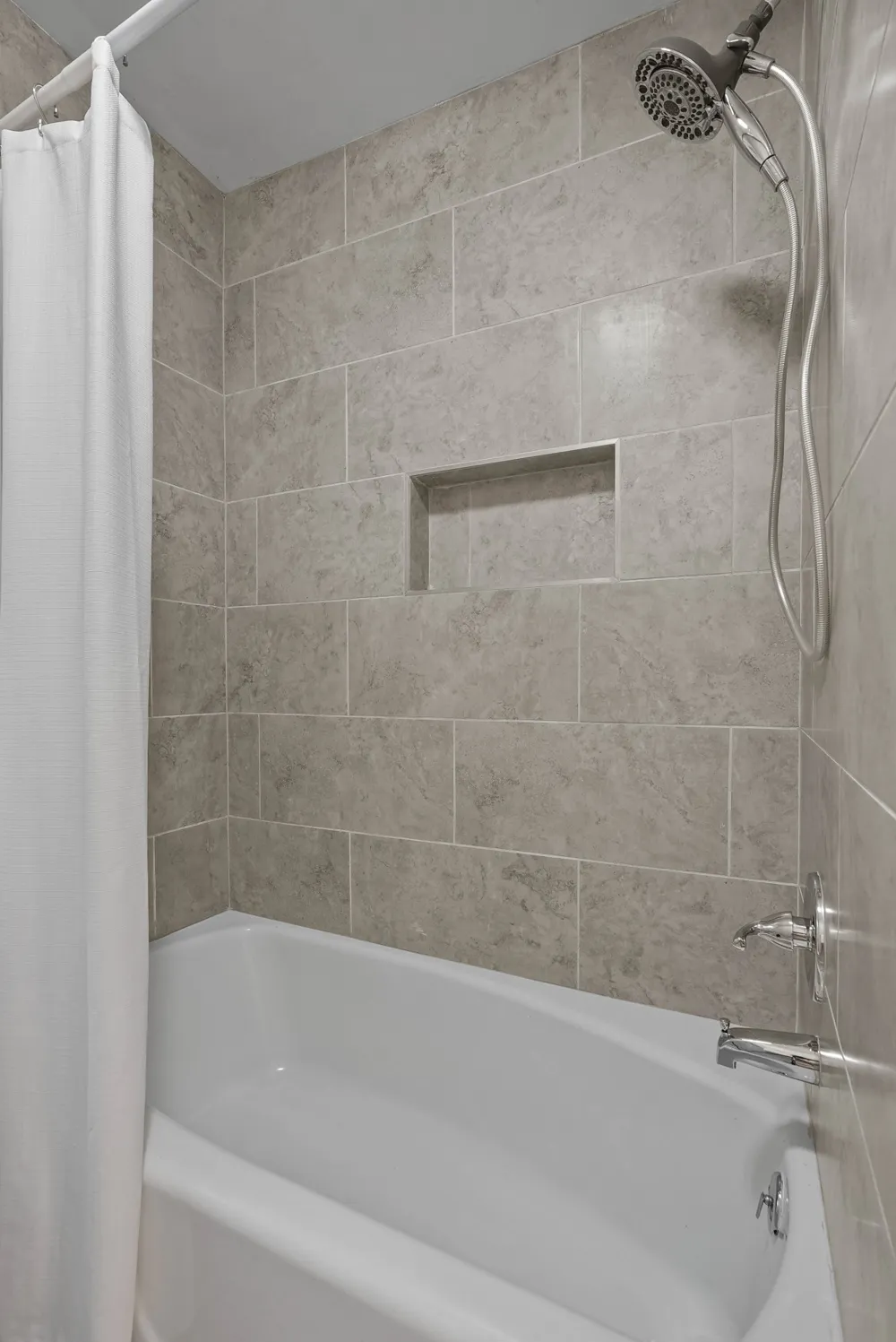 4025 Balsam Drive Raleigh, NC 27612