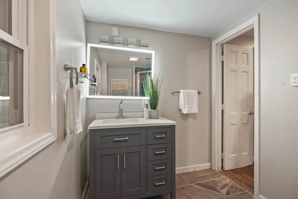 4025 Balsam Drive Raleigh, NC 27612