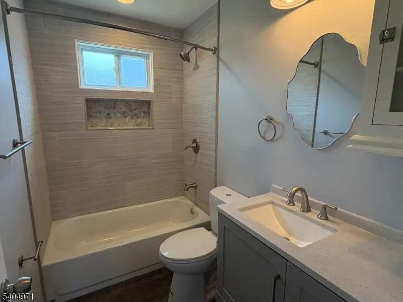 38 W River Styx Rd Hopatcong, NJ 07843