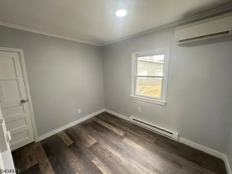38 W River Styx Rd Hopatcong, NJ 07843