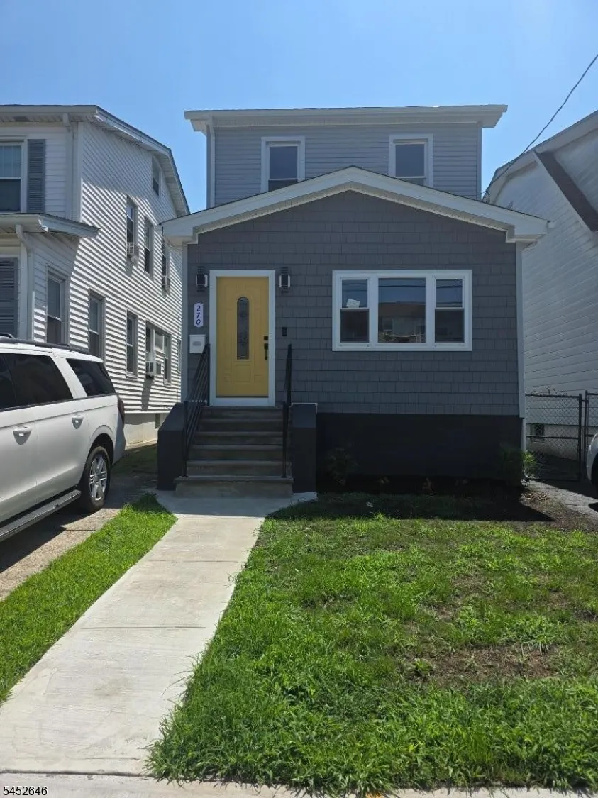 270 40Th St Irvington, NJ 07111