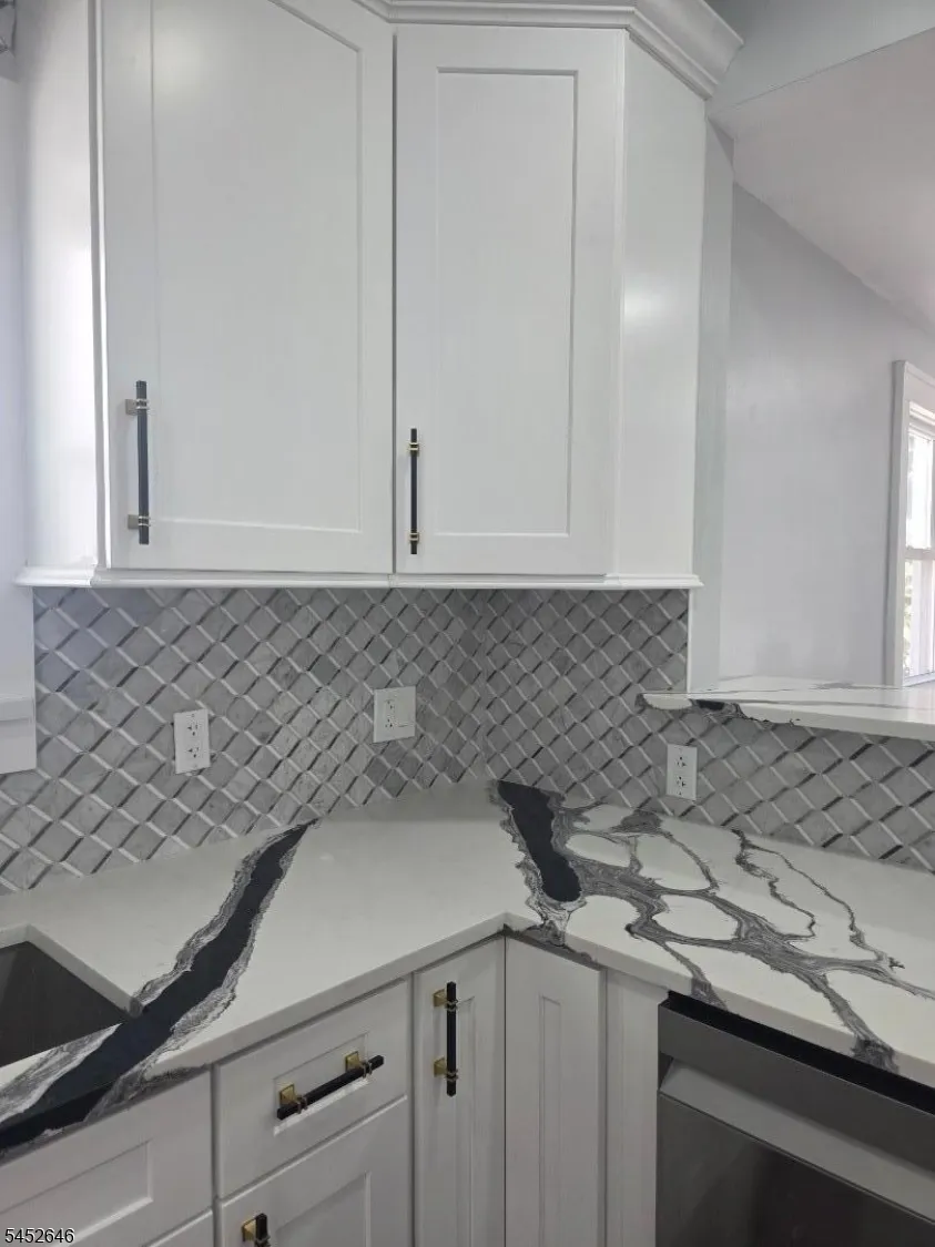 270 40Th St Irvington, NJ 07111