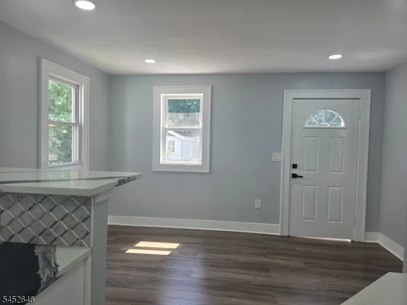 270 40Th St Irvington, NJ 07111