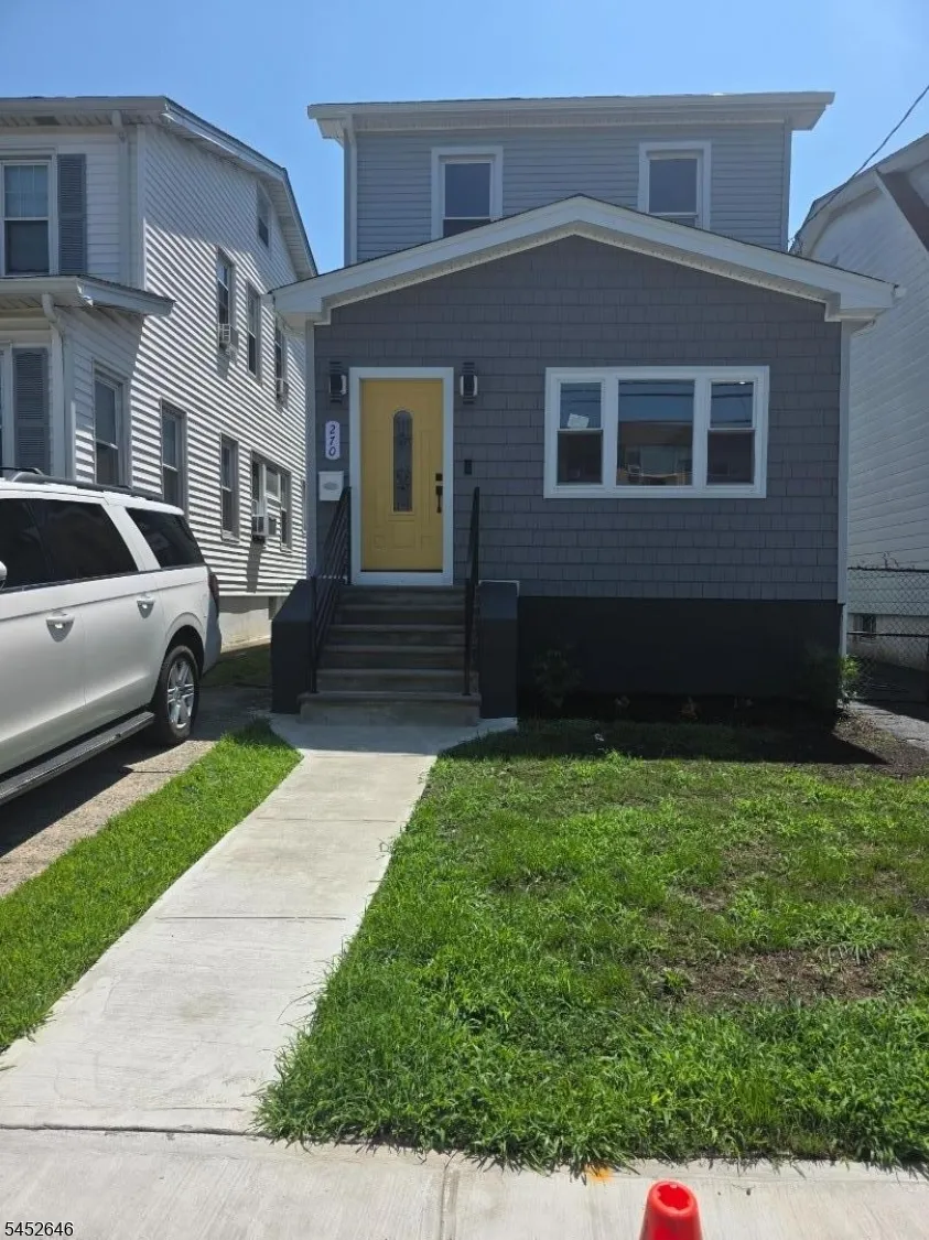 270 40Th St Irvington, NJ 07111