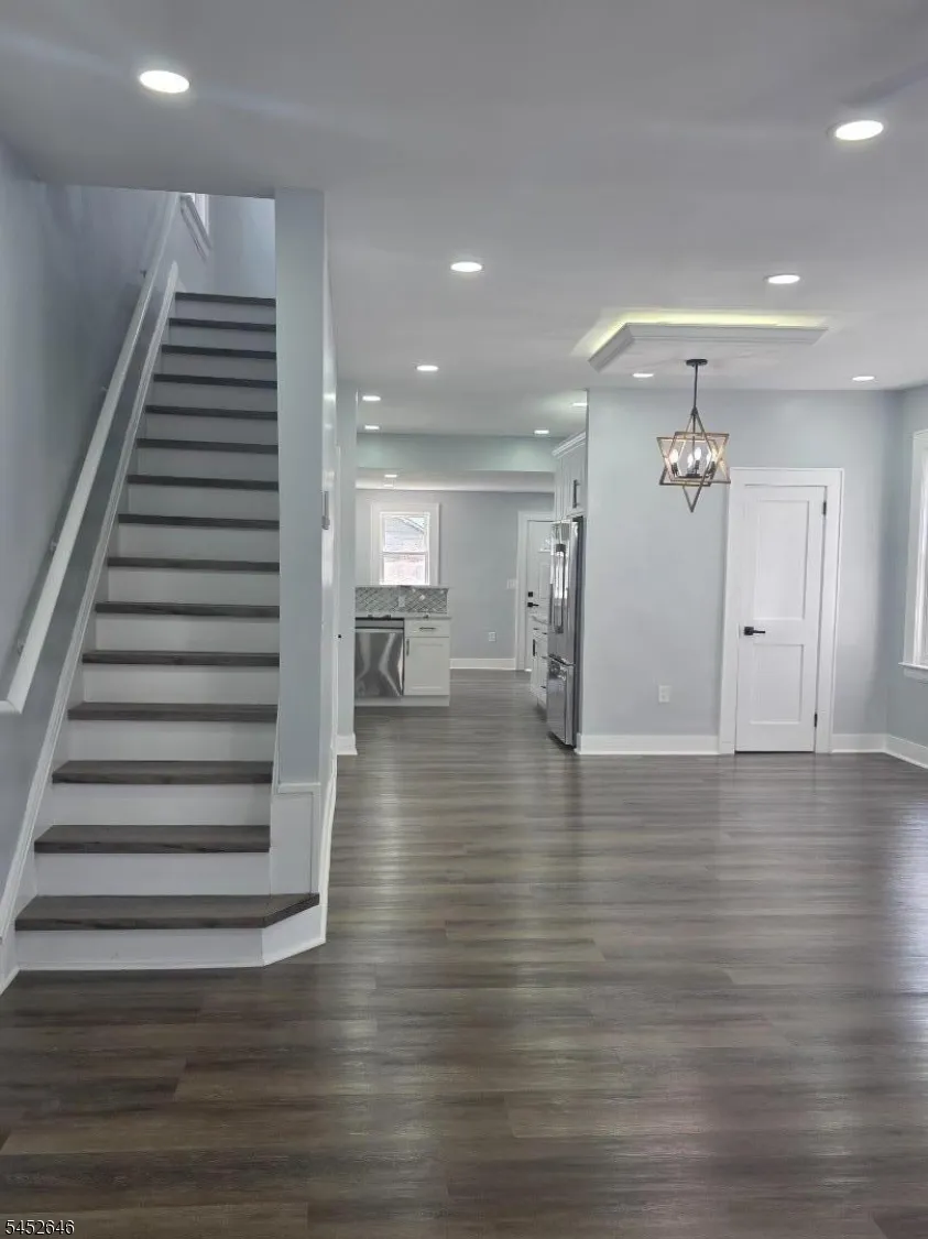 270 40Th St Irvington, NJ 07111