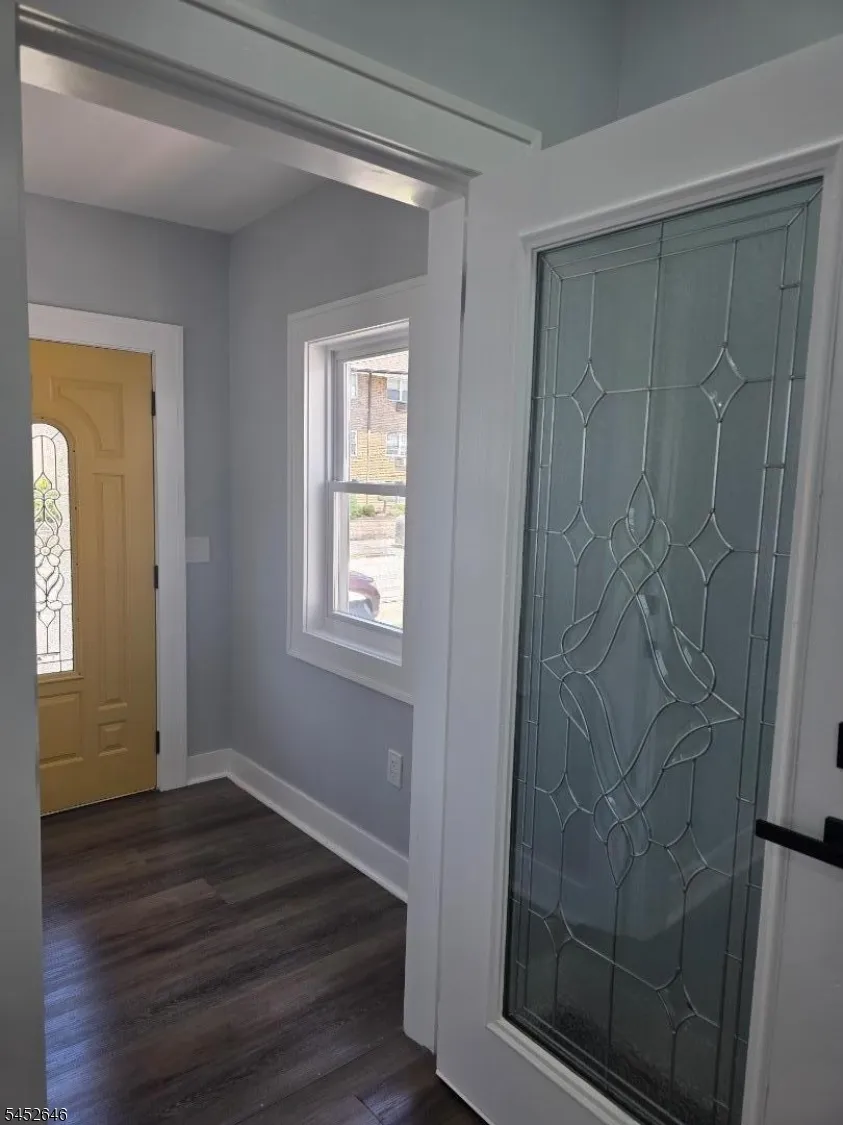 270 40Th St Irvington, NJ 07111