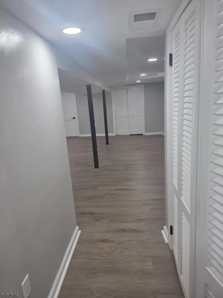 270 40Th St Irvington, NJ 07111