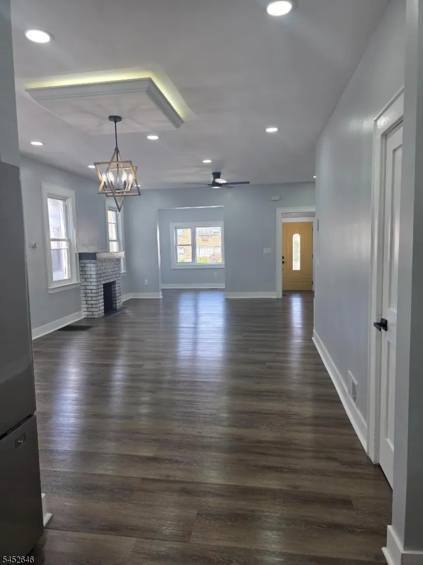 270 40Th St Irvington, NJ 07111