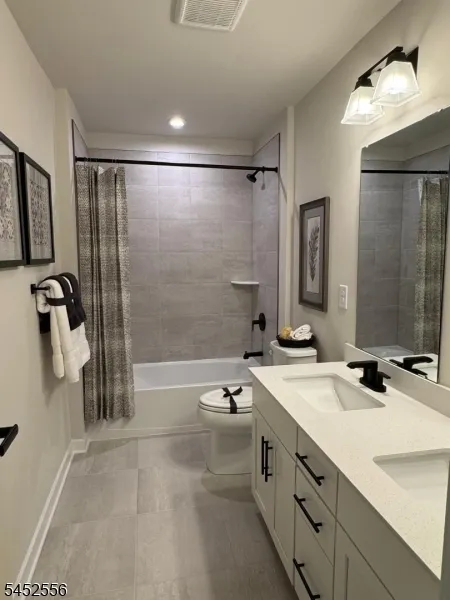 2 Drake Ct Washington, NJ 07882