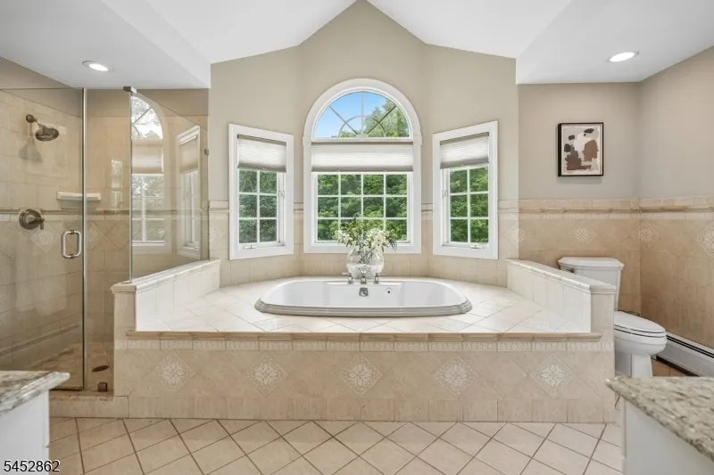 3 Forest Hill Dr Sparta, NJ 07871